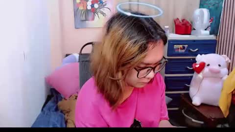 Snapshot of tshotsylvana143 chatting on April 1, 8:39 pm Alice Guo online show from April 1, 8:39 pm