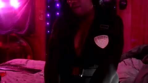 Snapshot of tsnitra chatting on October 25, 8:58 pm TsNitra online show from October 25, 8:58 pm