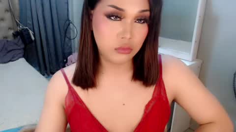 Snapshot of tsscarlett_xx chatting on May 15, 8:16 pm jayvie online show from May 15, 8:16 pm