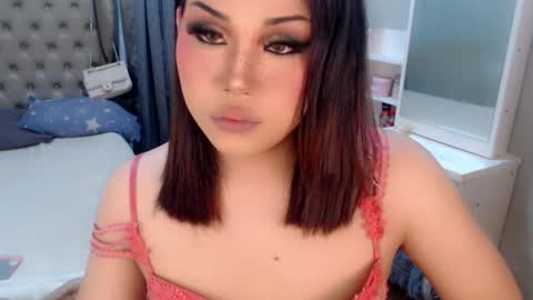 Snapshot of tsscarlett_xx chatting on June 5, 7:41 pm jayvie online show from June 5, 7:41 pm