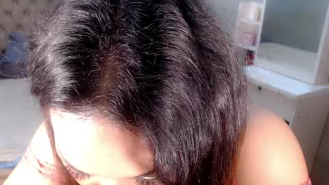 Snapshot of tsscarlett_xx chatting on June 20, 10:23 pm jayvie online show from June 20, 10:23 pm