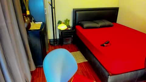 Kylee-  will make your  day  online show from October 23, 7:56 pm