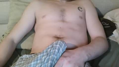 Snapshot of tsteak41 chatting on March 3, 2:36 am Come Chat and lets get naughty online show from March 3, 2:36 am