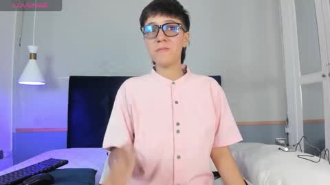 Maru online show from November 10, 9:36 pm