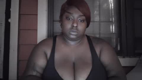 Snapshot of tsunamiiibee chatting on October 9, 1:09 pm tsunamiiibee online show from October 9, 1:09 pm