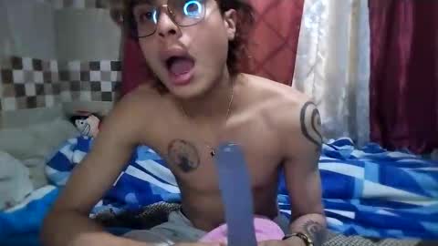 tubebecito12 online show from November 19, 1:05 am