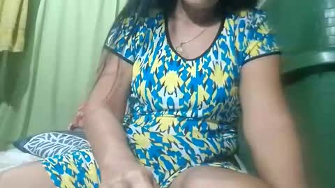 Mae online show from October 15, 9:26 pm