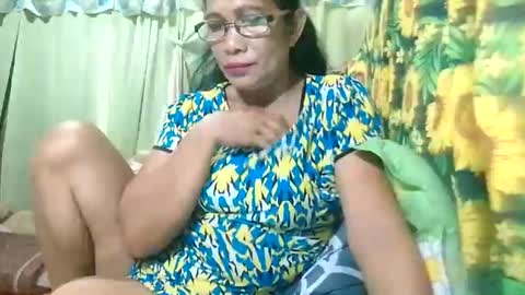 Mae online show from June 29, 11:05 pm