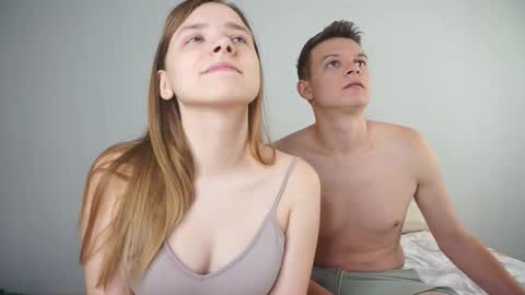 Snapshot of tugruel chatting on September 27, 11:48 am Elza and Tim online show from September 27, 11:48 am