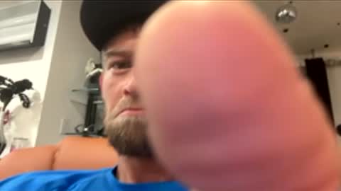 Snapshot of turkeyjerky92 chatting on March 30, 7:53 am turkeyjerky92 online show from March 30, 7:53 am