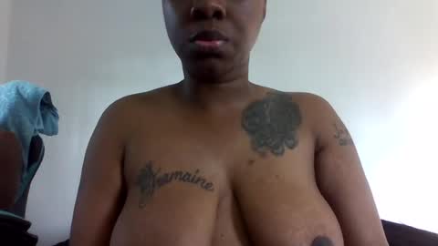 Snapshot of turnupfreaks562 chatting on July 7, 10:47 pm turnupfreaks562 online show from July 7, 10:47 pm