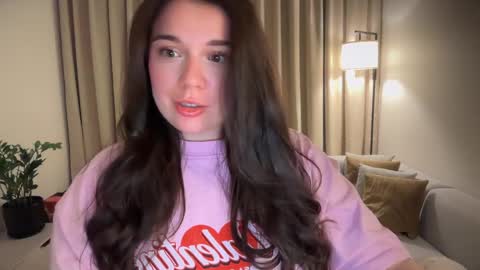 Snapshot of tutti_frutti_ chatting on May 30, 8:28 pm Ariana online show from May 30, 8:28 pm