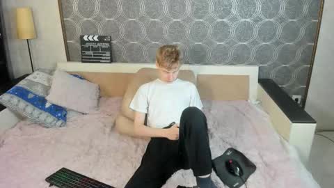 Dan online show from March 19, 10:52 am