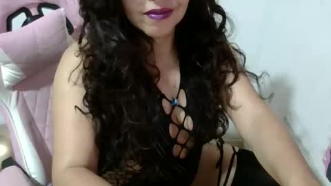 tuzusy online show from April 26, 1:53 pm