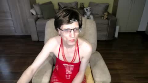 Clementine online show from June 26, 8:30 am