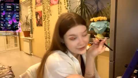 Emily online show from March 11, 3:29 pm