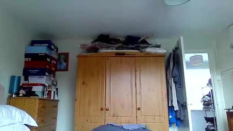 Snapshot of twatcockandballs chatting on October 7, 10:01 am twatcockandballs online show from October 7, 10:01 am