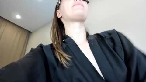 Snapshot of twerking_girl_ chatting on September 28, 6:35 pm new hot online show from September 28, 6:35 pm