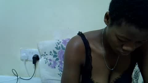 Twerlie online show from May 2, 9:14 am