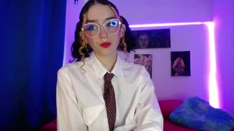 Snapshot of twinflamesxx chatting on October 25, 5:30 pm TwinFlamesXX online show from October 25, 5:30 pm