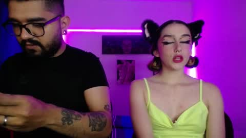 Snapshot of twinflamesxx chatting on November 14, 11:57 pm TwinFlamesXX online show from November 14, 11:57 pm