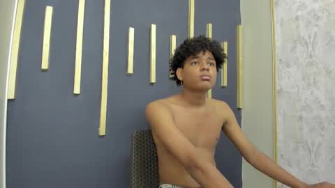 Snapshot of twink_alex19 chatting on February 22, 7:45 pm Alex online show from February 22, 7:45 pm