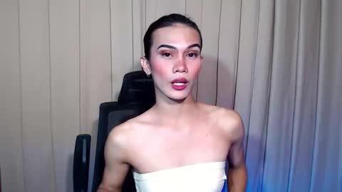 Snapshot of twink_clint chatting on May 22, 10:10 am twink_clint online show from May 22, 10:10 am