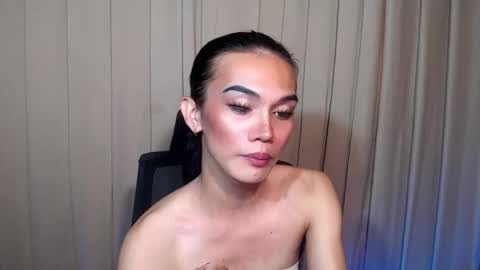 Snapshot of twink_clint chatting on May 23, 11:53 pm twink_clint online show from May 23, 11:53 pm