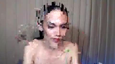 Snapshot of twink_clint chatting on May 24, 3:50 pm twink_clint online show from May 24, 3:50 pm