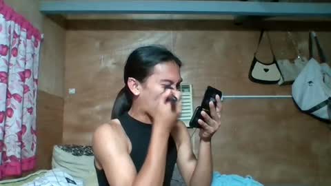 Snapshot of twink_clint chatting on August 6, 12:51 pm twink_clint online show from August 6, 12:51 pm