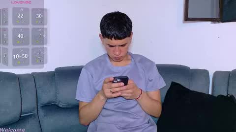 Mr Daren online show from March 17, 6:55 pm