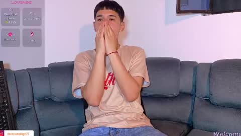 Mr Daren online show from May 11, 6:27 pm