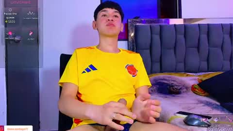 Mr Daren online show from July 3, 6:58 pm