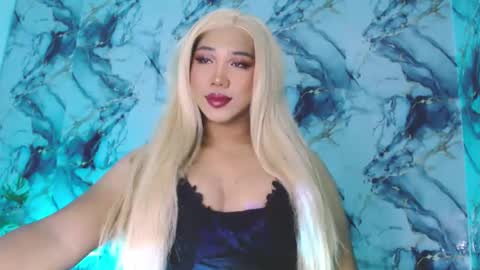 Snapshot of twinkcheska chatting on October 19, 9:54 am Cheska Schock online show from October 19, 9:54 am