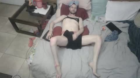 Twinkie 333 online show from March 6, 4:36 pm