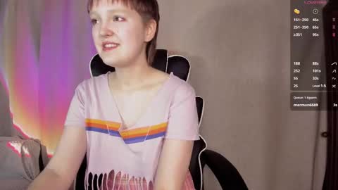Snapshot of twinkle_may chatting on March 8, 6:05 pm May online show from March 8, 6:05 pm