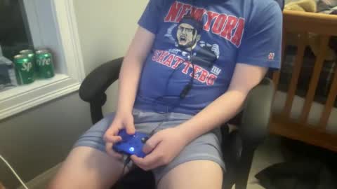 Snapshot of twinkmikexxx12 chatting on February 14, 4:09 am mike online show from February 14, 4:09 am