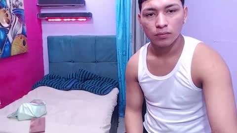 Snapshot of twinks_fuck chatting on June 8, 8:53 pm sweet and daniel .. We like deep cock sucking and hot pussy sucking we like hard BRB fucking we like fetish fisting online show from June 8, 8:53 pm