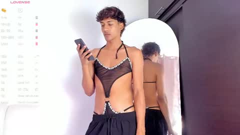 twinksboys_23 online show from July 17, 2:13 pm