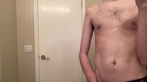 Snapshot of twinkstr8 chatting on April 12, 2:05 am twinkstr8 online show from April 12, 2:05 am