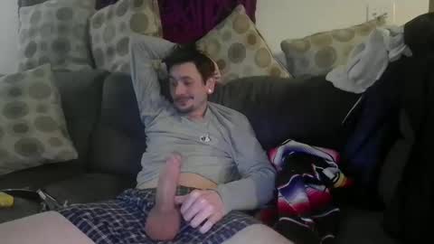 Snapshot of twinkymcgee1234 chatting on November 29, 5:43 am TwinkyMcgee online show from November 29, 5:43 am