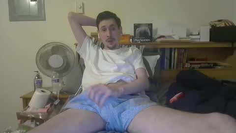 TwinkyMcgee online show from February 17, 7:49 am