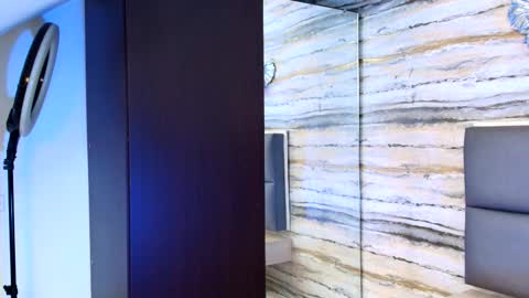 Snapshot of twinslovers_ chatting on November 7, 4:56 am twinslovers_ online show from November 7, 4:56 am