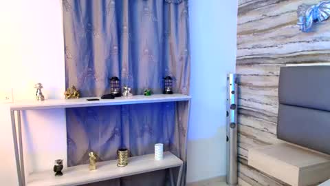 Snapshot of twinslovers_ chatting on November 24, 3:39 am twinslovers_ online show from November 24, 3:39 am