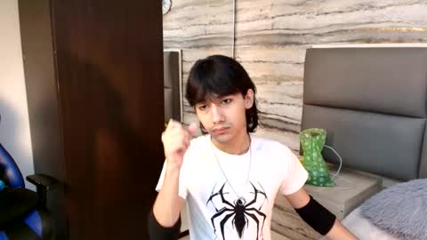 Snapshot of twinslovers_ chatting on November 28, 3:53 am twinslovers_ online show from November 28, 3:53 am