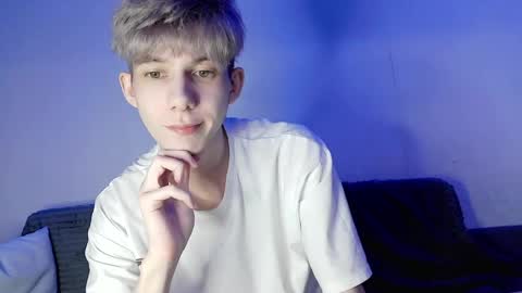 TwiShadow online show from May 30, 7:22 pm