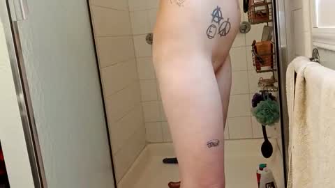 twistedlilpunk online show from February 17, 4:46 pm