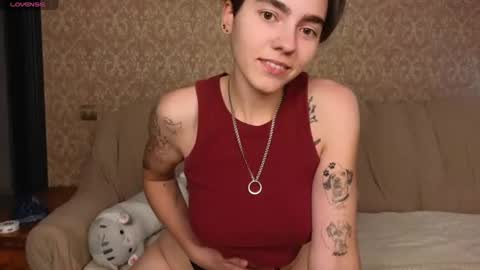 Snapshot of twobabesweet chatting on July 7, 9:24 am Welcome guys We Lili and Vic PVT open online show from July 7, 9:24 am