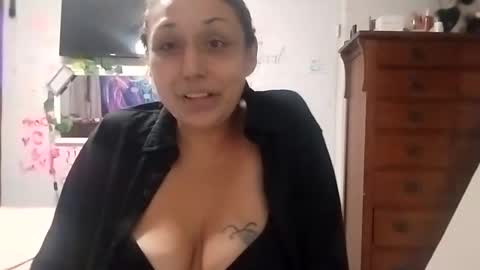 Twocrazy85 online show from November 6, 10:38 am