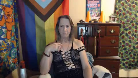 twocumkerry online show from May 28, 6:10 am